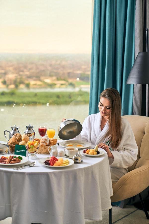 Holiday Inn & Suites - Cairo Maadi By Ihg Buitenkant foto